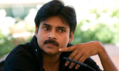 pawan kalyan,poorijagannath,trivikram sreenivas,mahesh babu  పవన్‌కళ్యాణ్‌లో ఉన్న లోపం ఏమిటి?